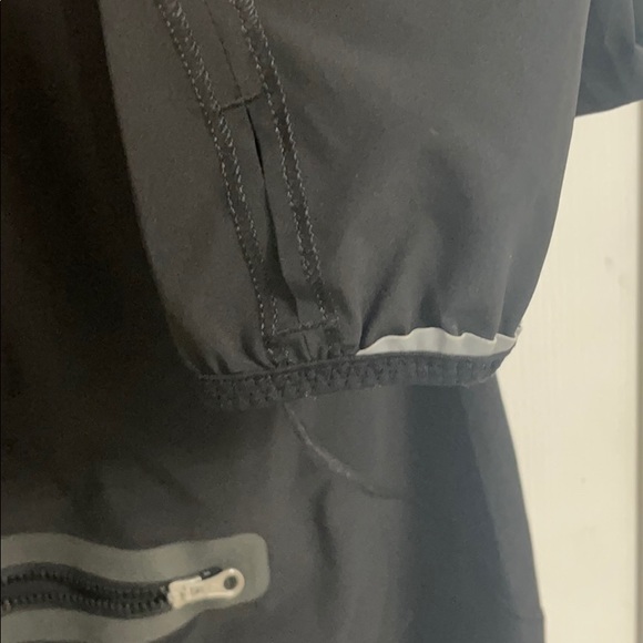 Lululemon jacket - Picture 3 of 5